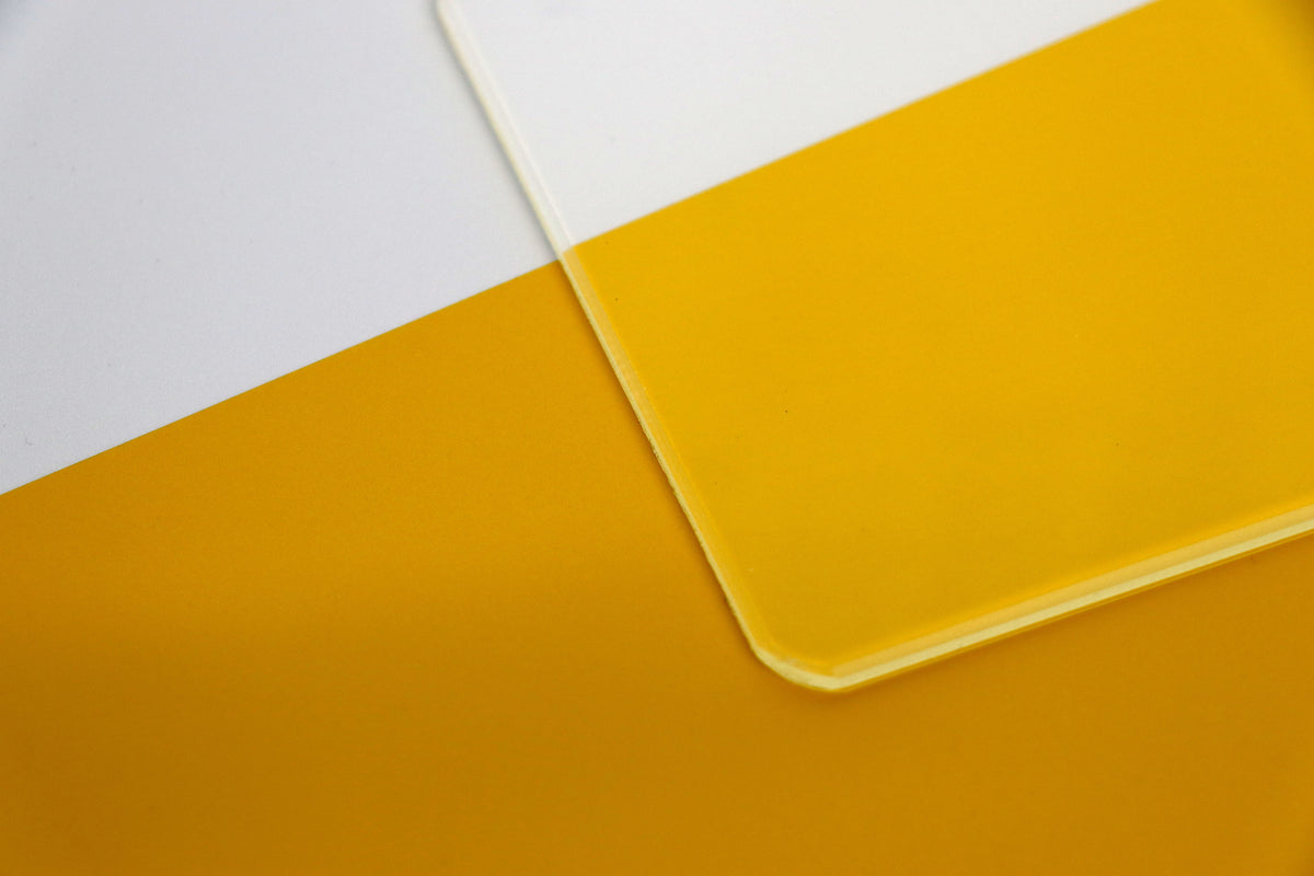Reflective Plate Standard Oblong Acrylic & Reflective Number Plates | Otis Components